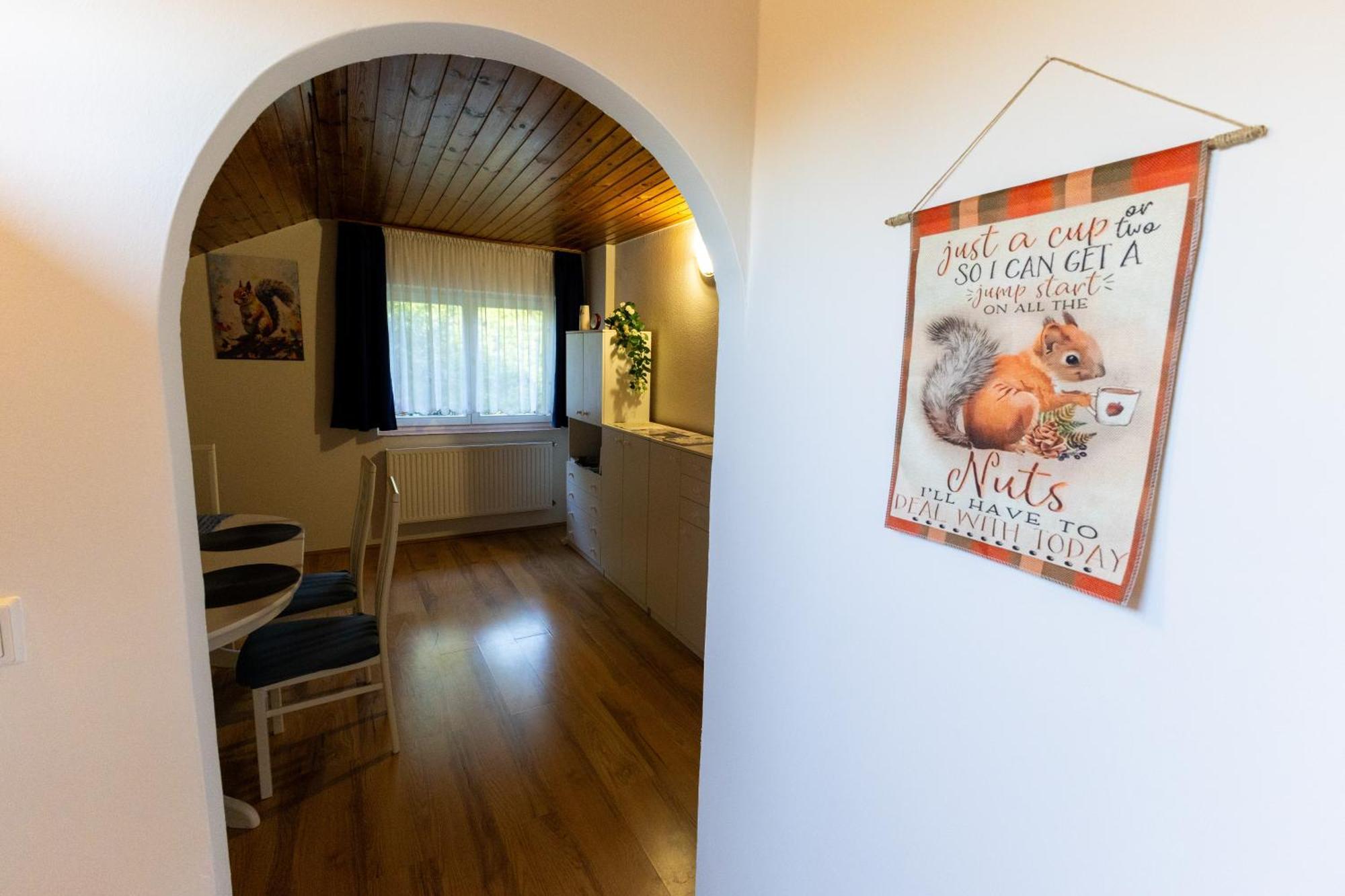 Kismokus Apartman Eger Exterior foto